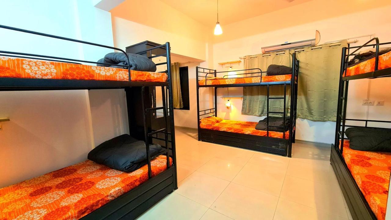 Lifespace- Spacious Hostel In A Luxurious Villa Poona Buitenkant foto