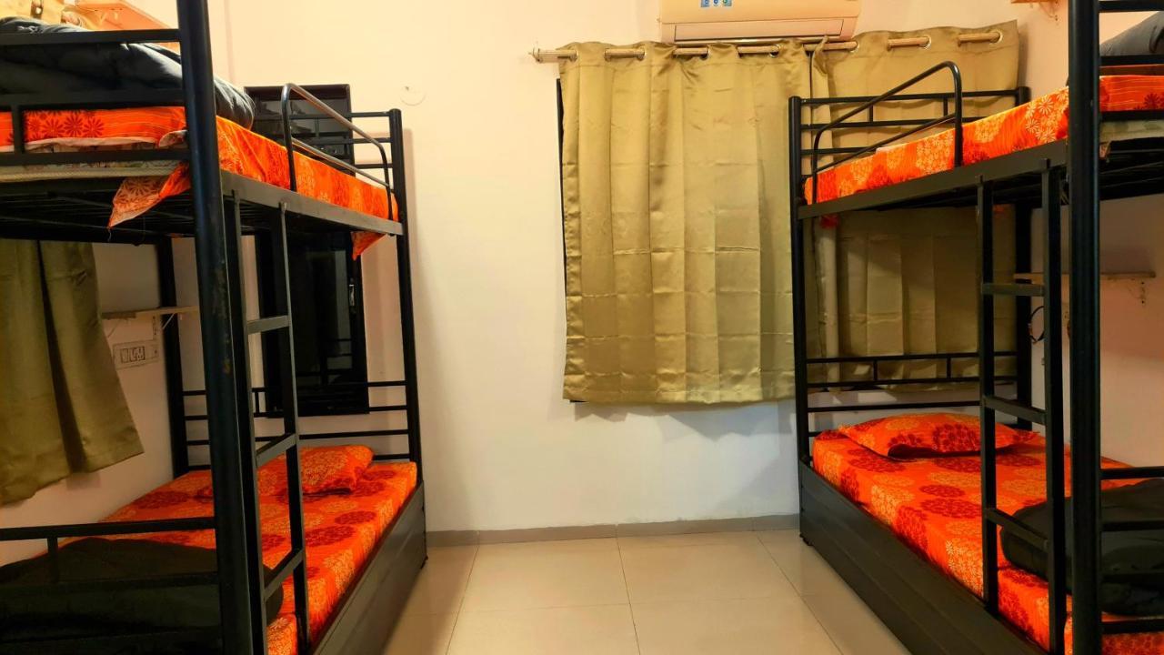 Lifespace- Spacious Hostel In A Luxurious Villa Poona Buitenkant foto