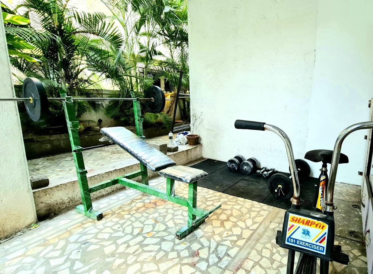 Lifespace- Spacious Hostel In A Luxurious Villa Poona Buitenkant foto